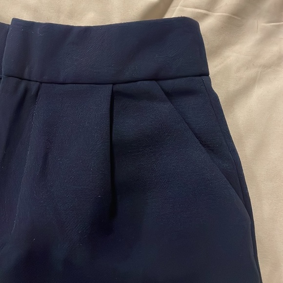 FOREVER 21 navy blue shorts size S - Picture 2 of 7